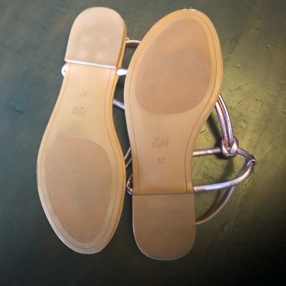 Metallic pink T-strap sandal H&M - Picture 6 of 6